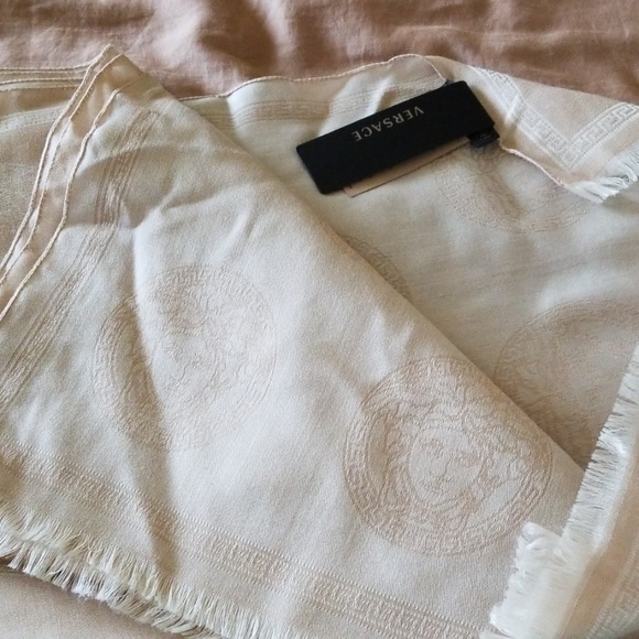 Versace Accessories - NWT Versace medusa head print wool/silk stole